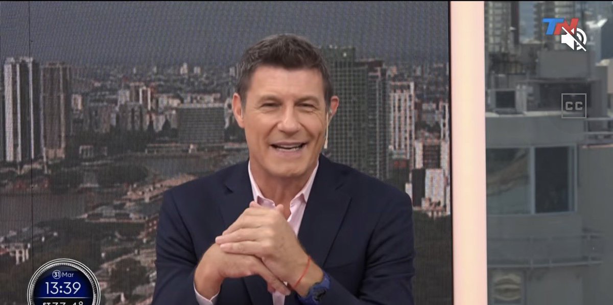 rating_politico's tweet photo. LA TARDE | 📺
#NuestraTarde @todonoticias 3.1
#DeUna @c5n 1.8
#SiempreNoticias  @CronicaTV 1.1
#ArrancaLaTarde @A24COM 0.8
#MasNoticias @lanacionmas 0.6
#VivoAlMediodia @canal26noticias 0.5 https://t.co/rRruCdaE5M