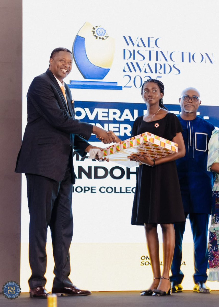 UG School of Engineering Sciences welcomes Level 100 Biomedical Engineering student, Matthea Aba Andoh who emerged as the Best General Science Student in the 2025 WASSCE, and 3rd Best Overall Candidate nationally.
📸<a href="/ug_engineering/">School of Engineering Sciences, UG</a>

#UniversNews
#RadioUnivers
#VoiceofLegon