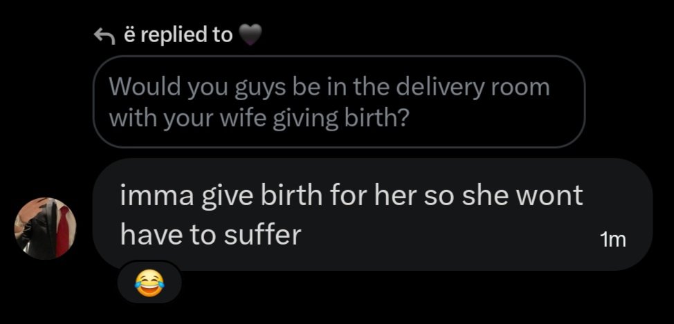 📕📿 tweet media