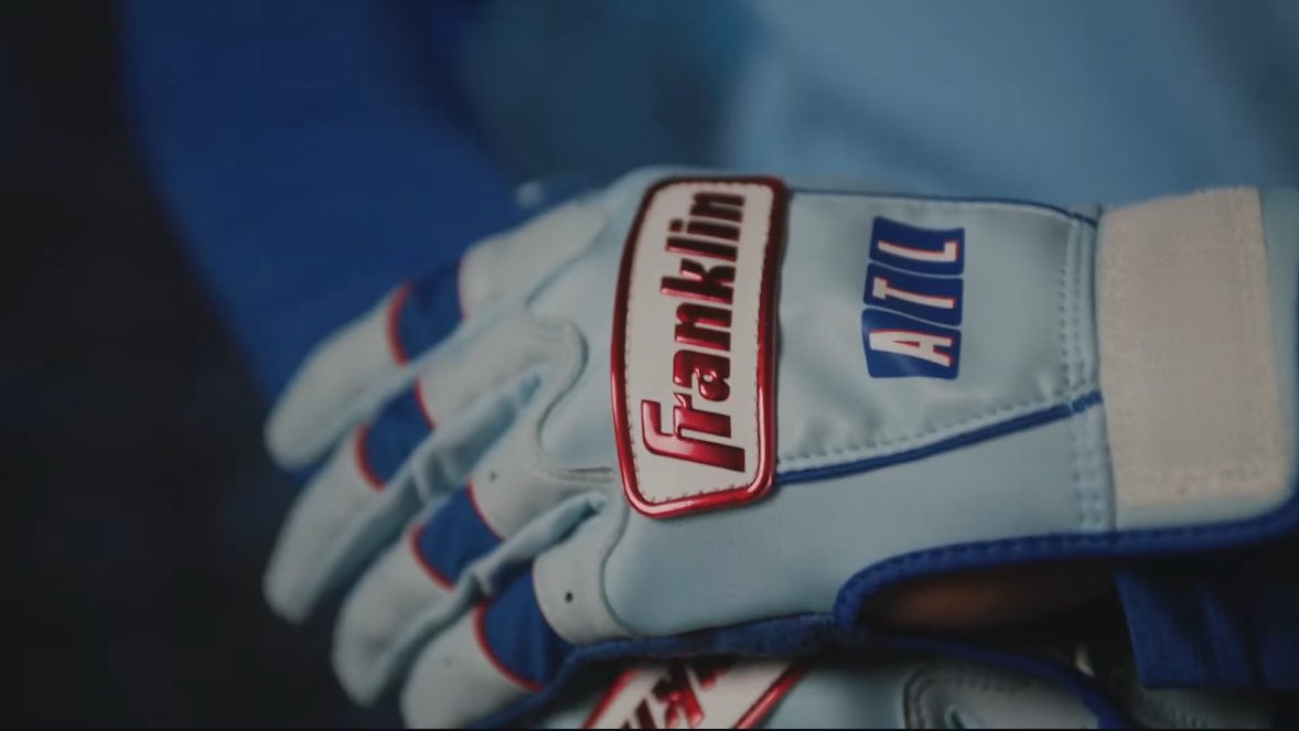 NFL Fashion Advice tweet media