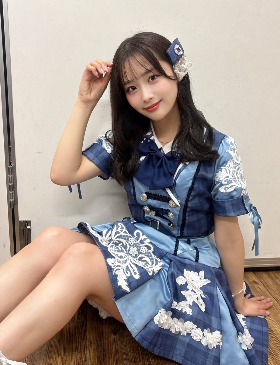 青色も似合う、、？💙