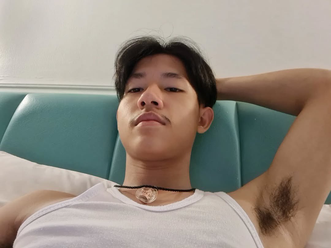 โหนกระดอ tweet media