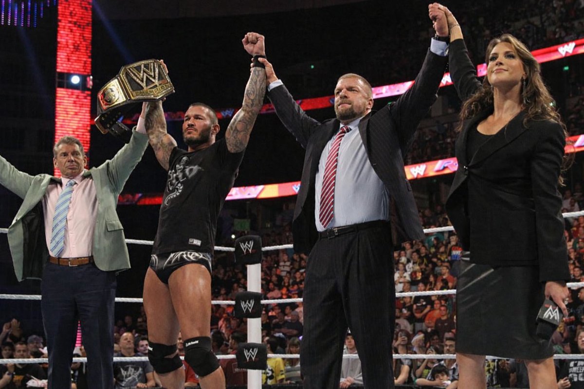 GoM 2077 𖤐 tweet media