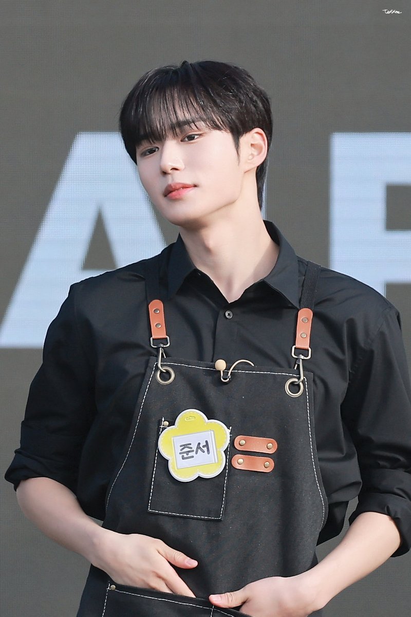 𝗧𝗼𝗳𝗳𝗲𝗲 tweet media