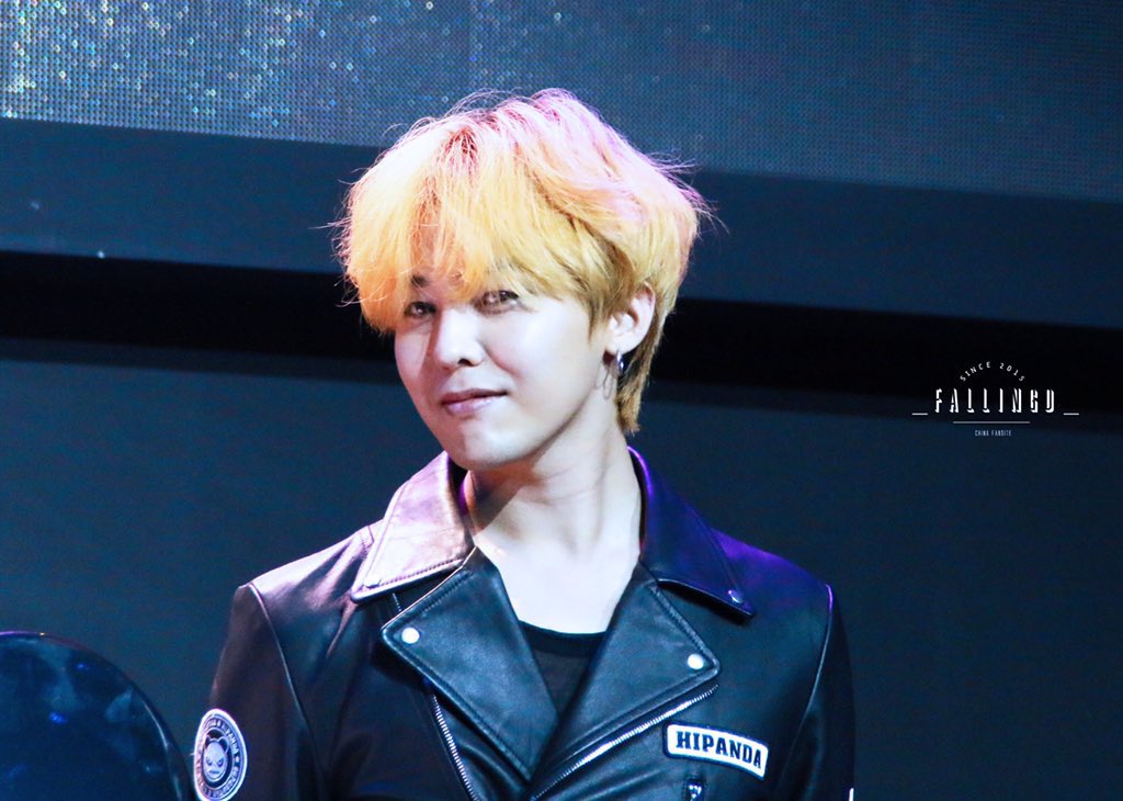 온리지용 tweet media