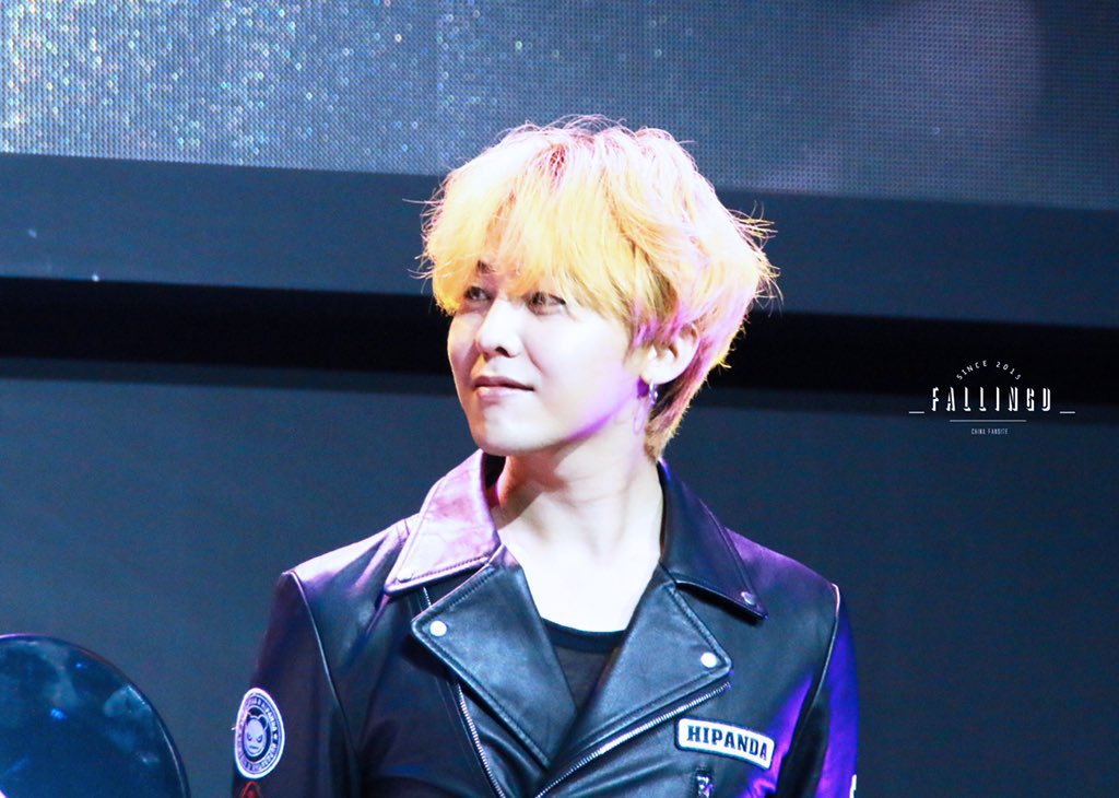 온리지용 tweet media