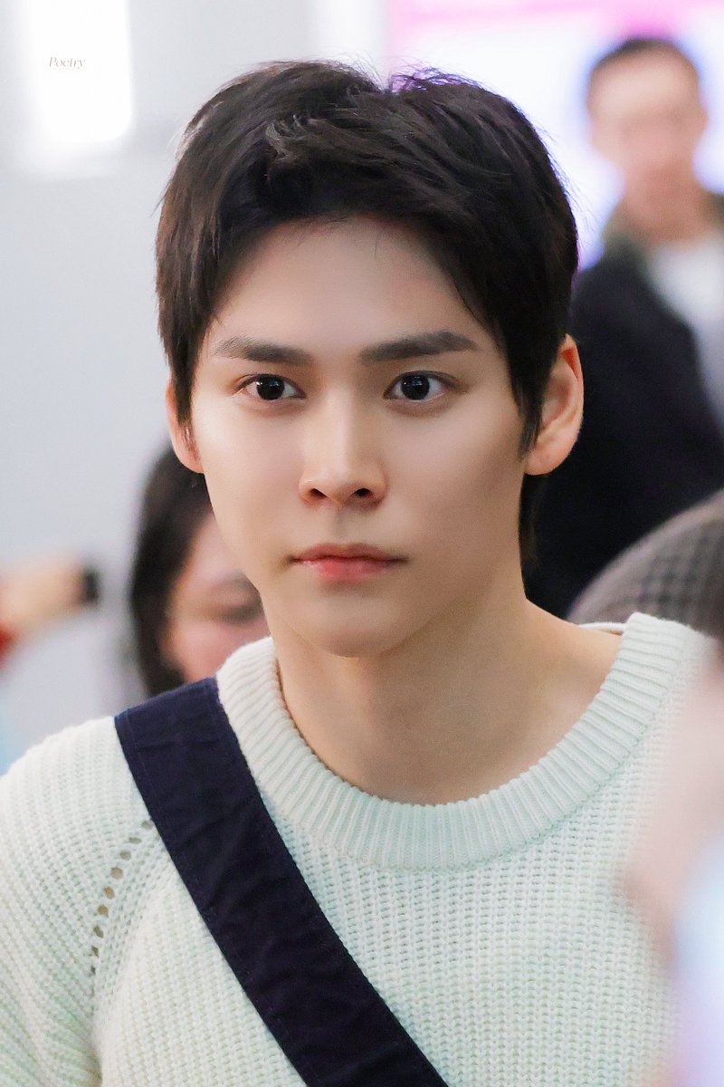 𝙋𝙤𝙚𝙩𝙧𝙮 tweet media