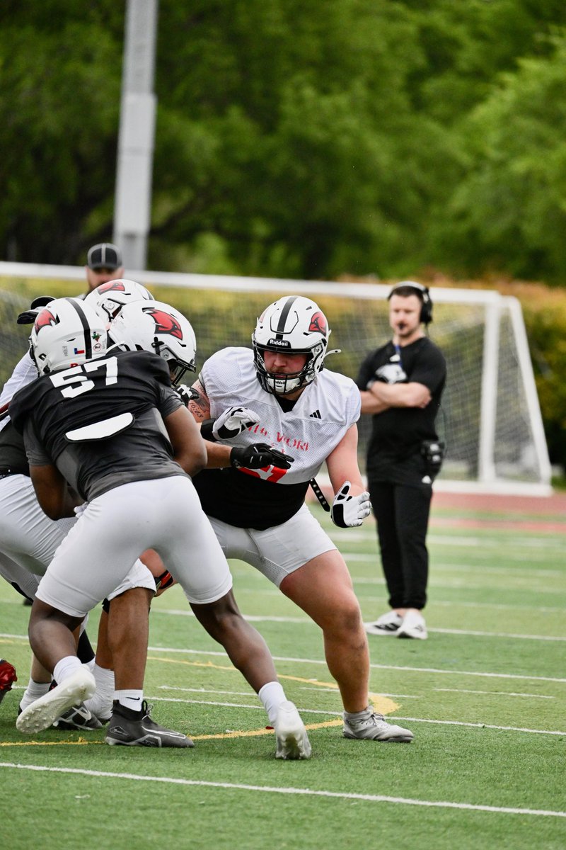 UIW Football tweet media