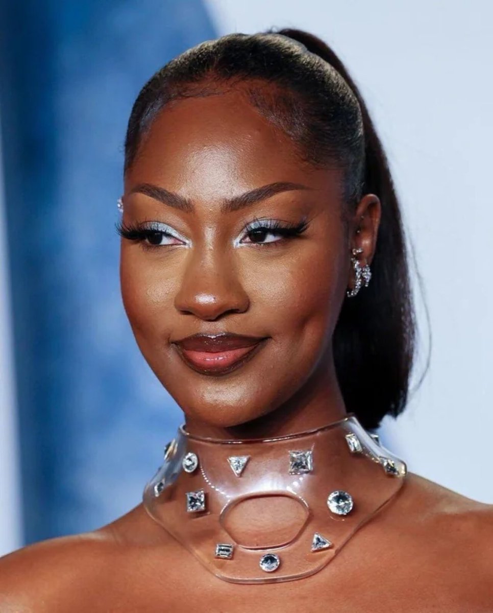 Nandi 🤍💜🤍 tweet media