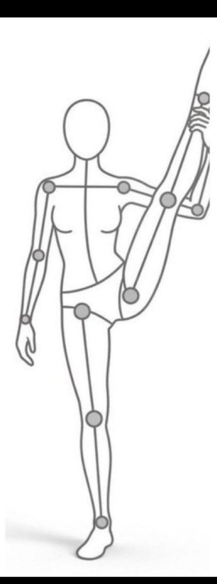 Cora Maay tweet media