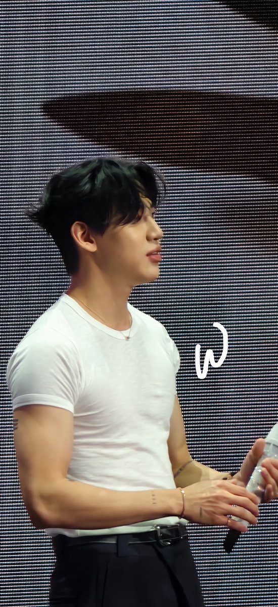 vinnieeei tweet media