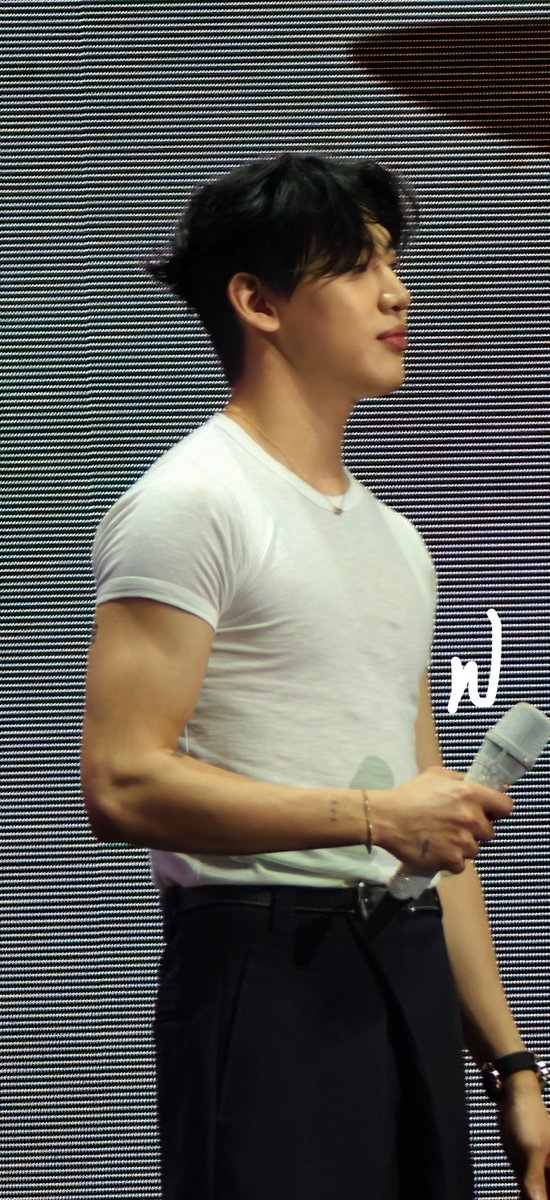 vinnieeei tweet media