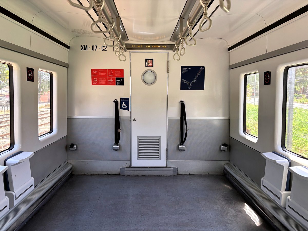 Tren Nos - Estación Central tweet media