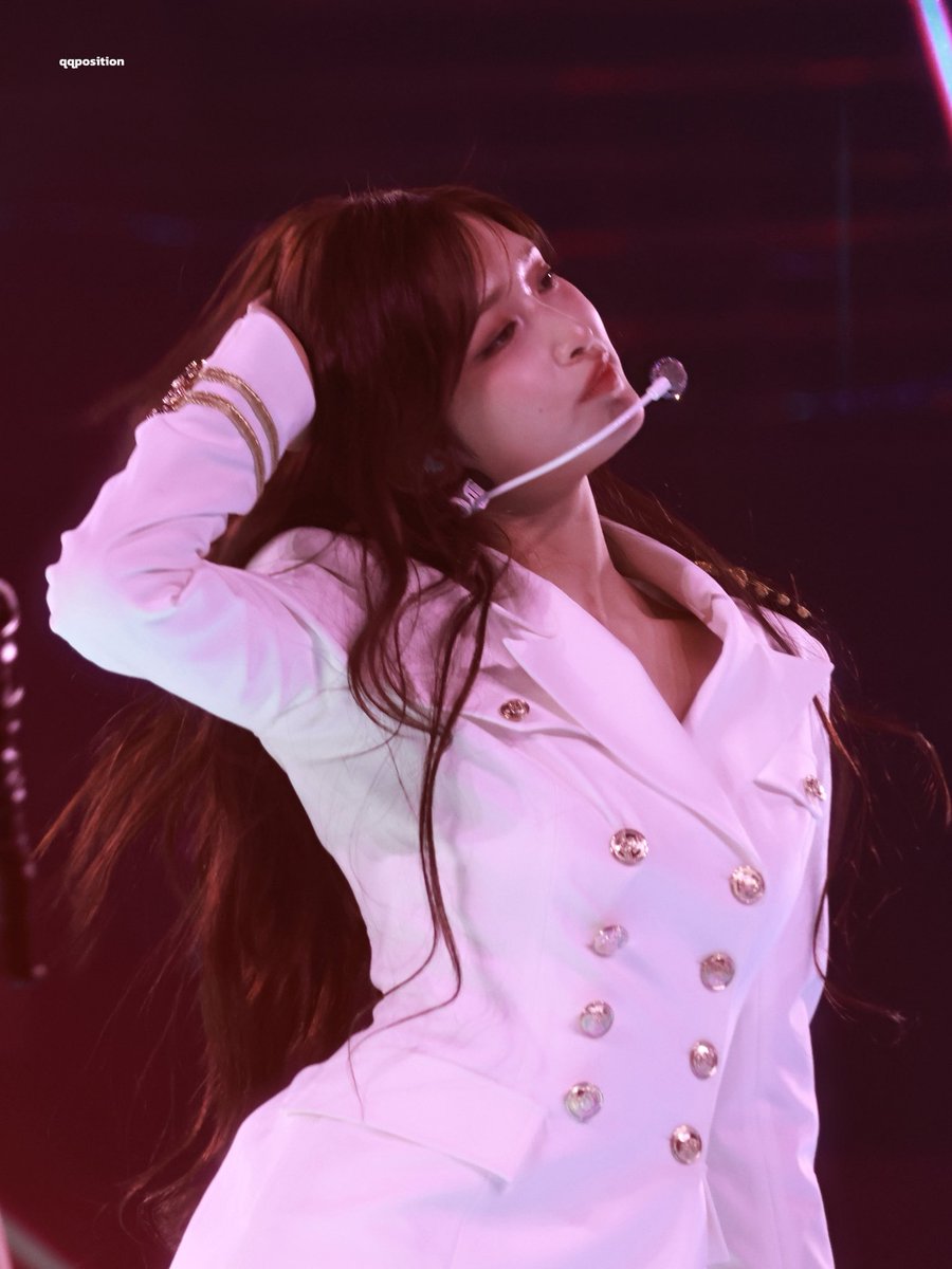 乔乔position tweet media