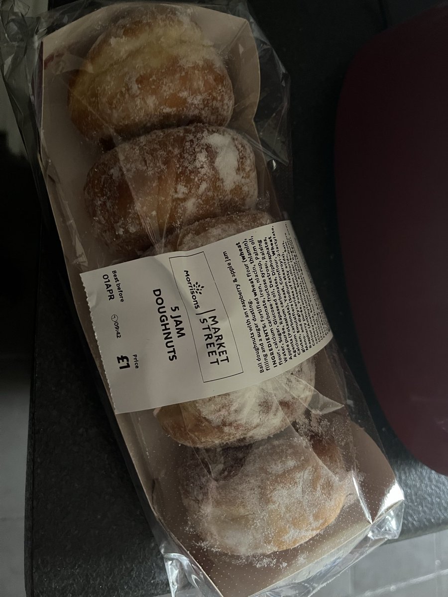 These Morrisons Easter giveaways are ace but doing absolutely nothing for my diet 🤣