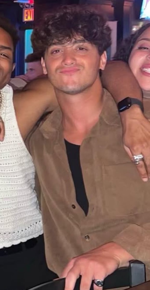 enna ✮ tweet media