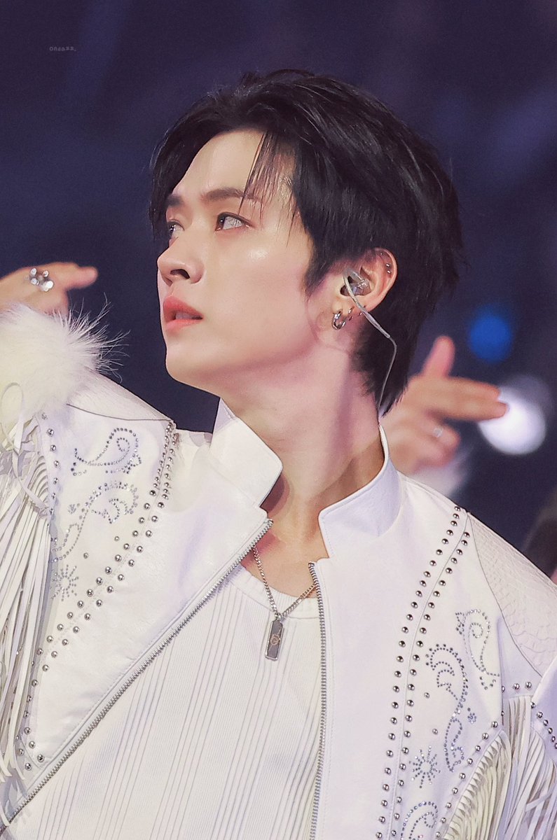 . 🩵 𝘀𝗵𝗮𝗿𝗺𝗶𝗻𝗻𝗶𝗲 ⋆ 𝗱ø 𝗶𝘁 ִ . 🌙 ˚ tweet media