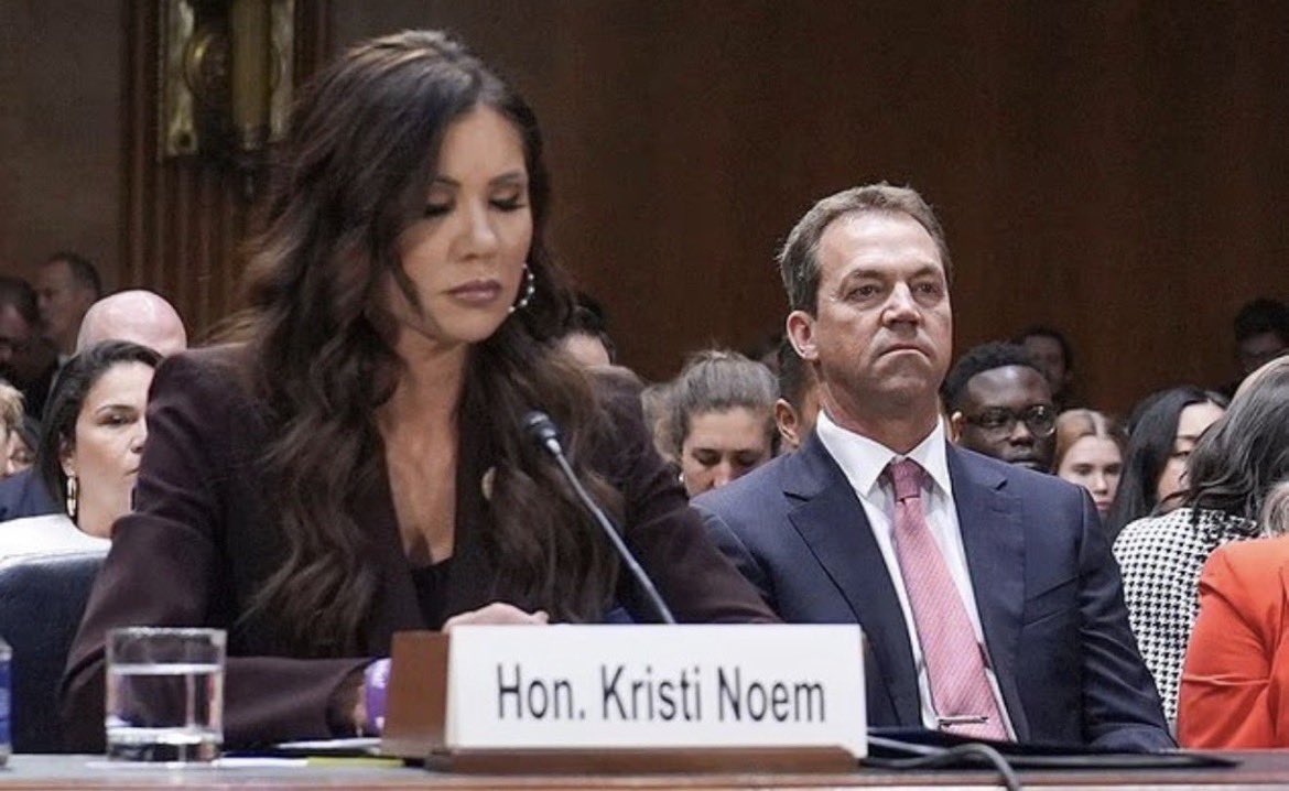 Daily Bros tweet media