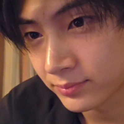 pause. finally decided on the cutest photo of him and it’s this,, i think it’s cuter when lined up as well in the tl! hehe happy jaypril, everyone! 💚🐈‍⬛

JAYCCELERATE TO APRIL
#JAYSeasonOpener
#ENHYPEN_JAY #엔하이픈_제이
<a href="/ENHYPEN/">ENHYPEN OFFICIAL</a> <a href="/ENHYPEN_members/">ENHYPEN</a>