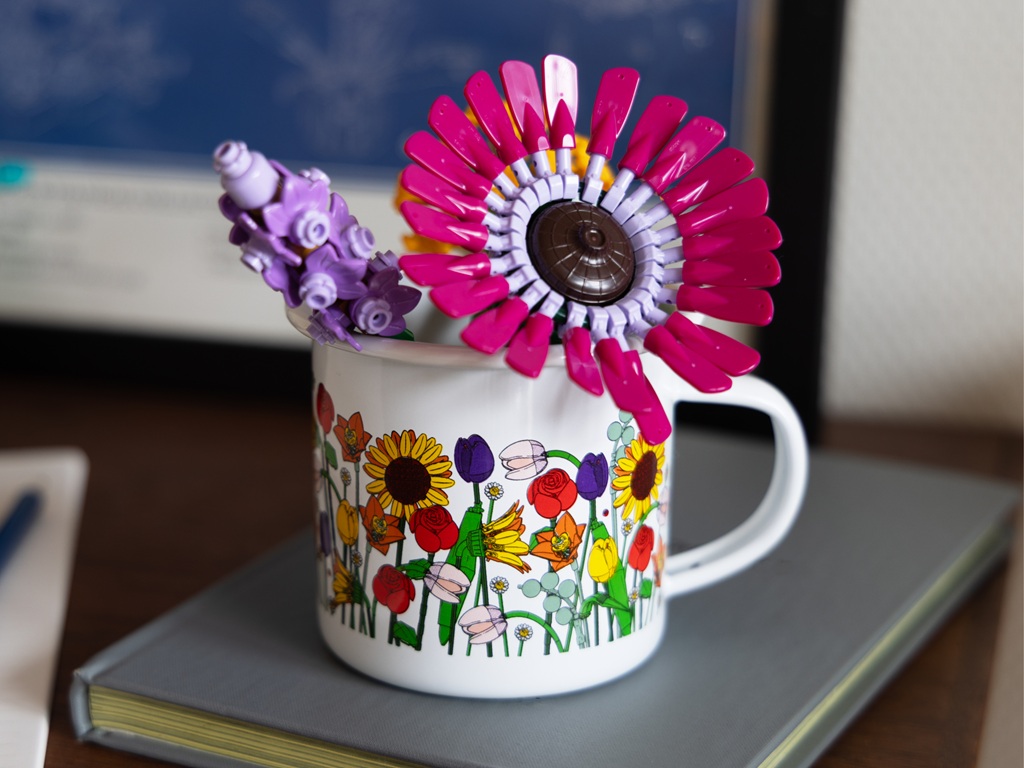 tormentalous's tweet image. LEGO Botanicals Collection Mug Insiders Reward Revealed

LEGO has revealed a new LEGO Botanicals Collection Mug that will be coming soon as an Insiders Reward item.

thebrickfan.com/lego-botanical…

#LEGO #LEGONews #Botanicals #Reveal