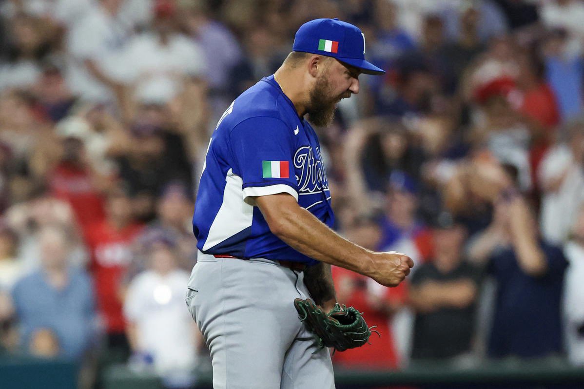 MayerIsKing tweet media