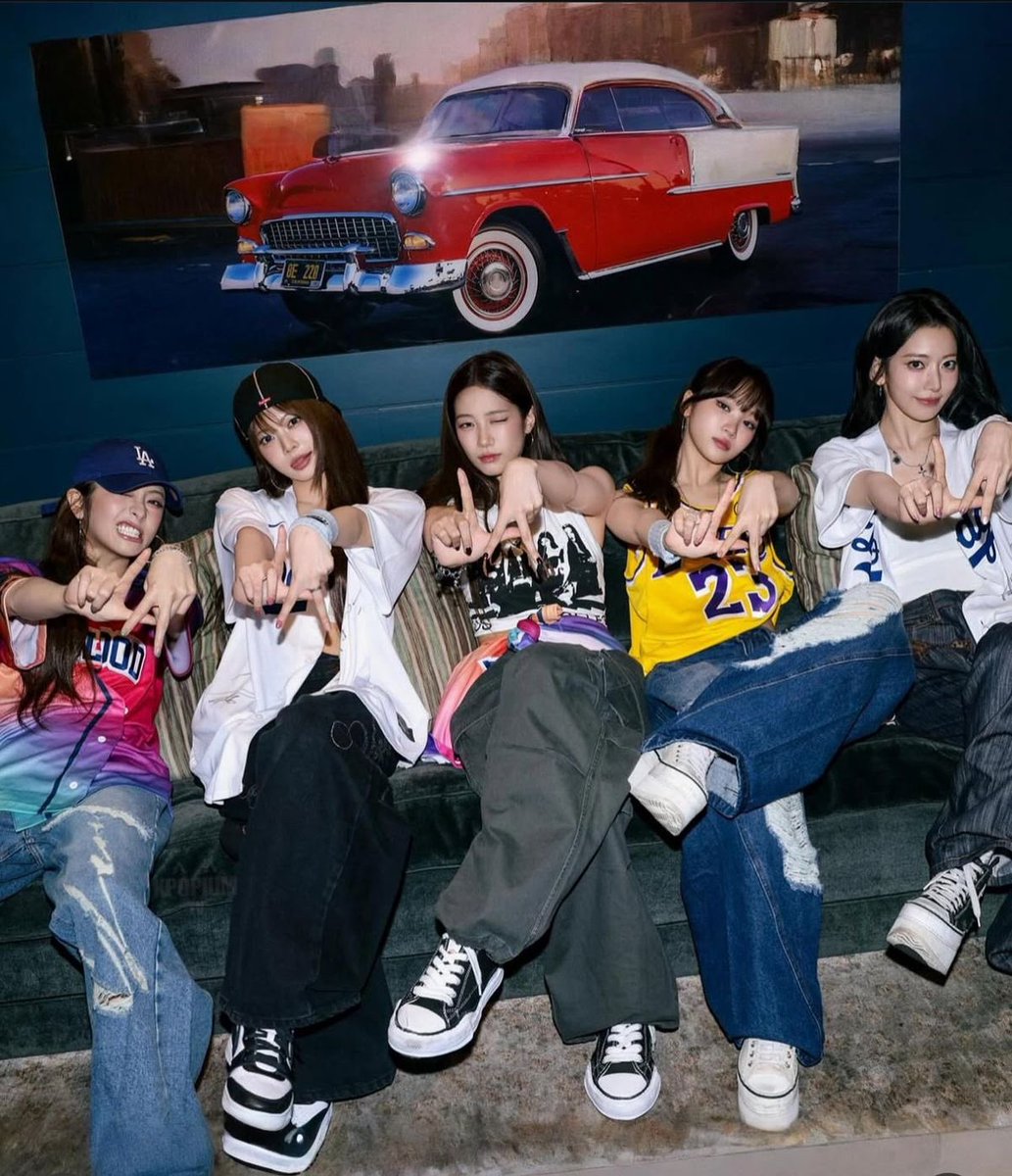 𝐜𝐥𝐚 ꪆৎ tweet media