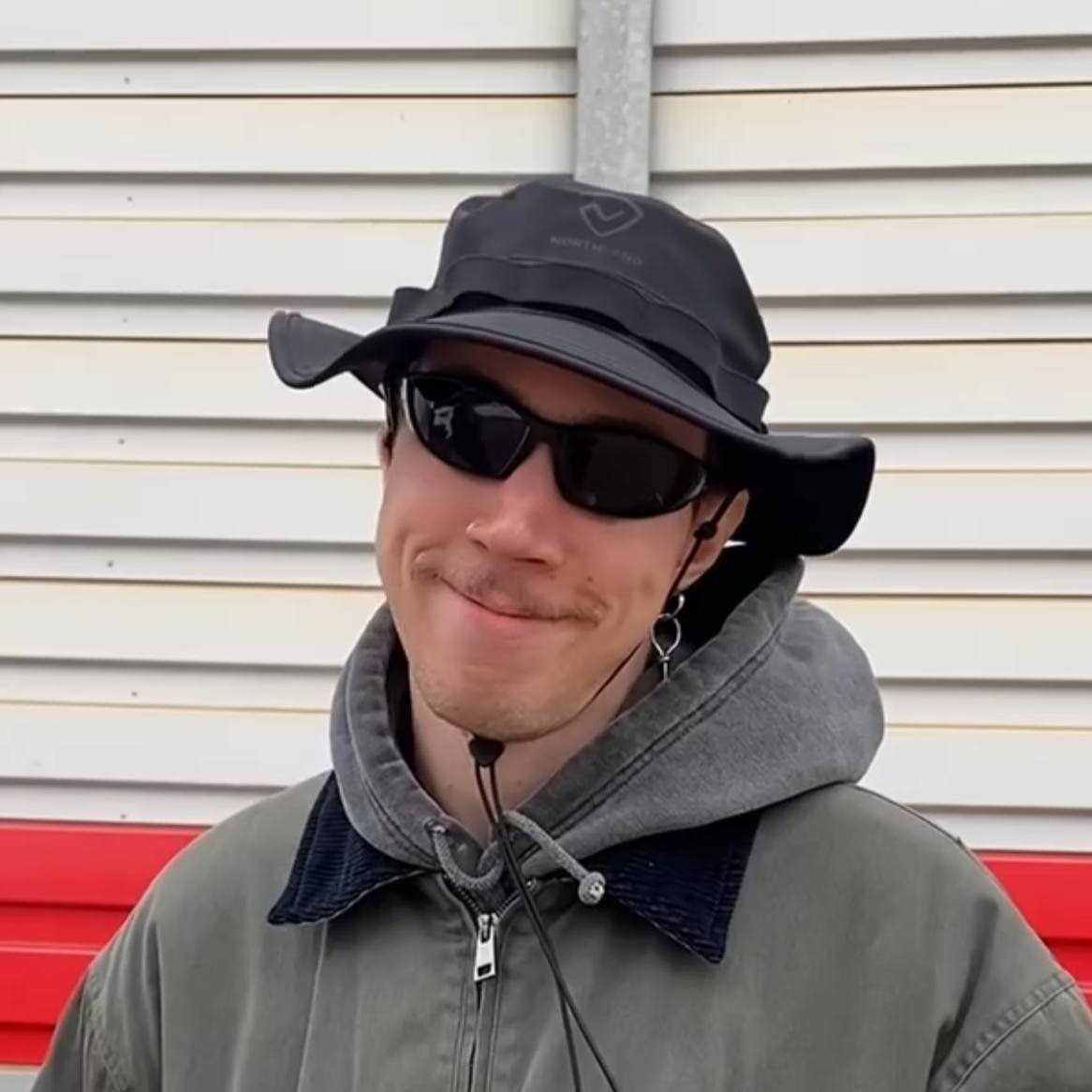 пацанское урчание tweet media