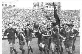 #Efemèride
6/4/1952: El #FCB guanya matemàticament la Lliga a la penúltima jornada amb una golejada contra Las Palmas (7-0).