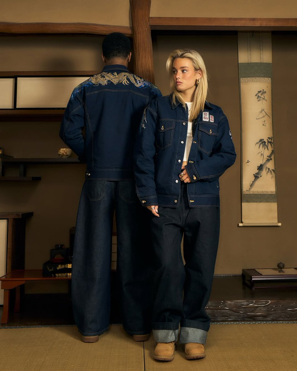 JustFreshKicks tweet media