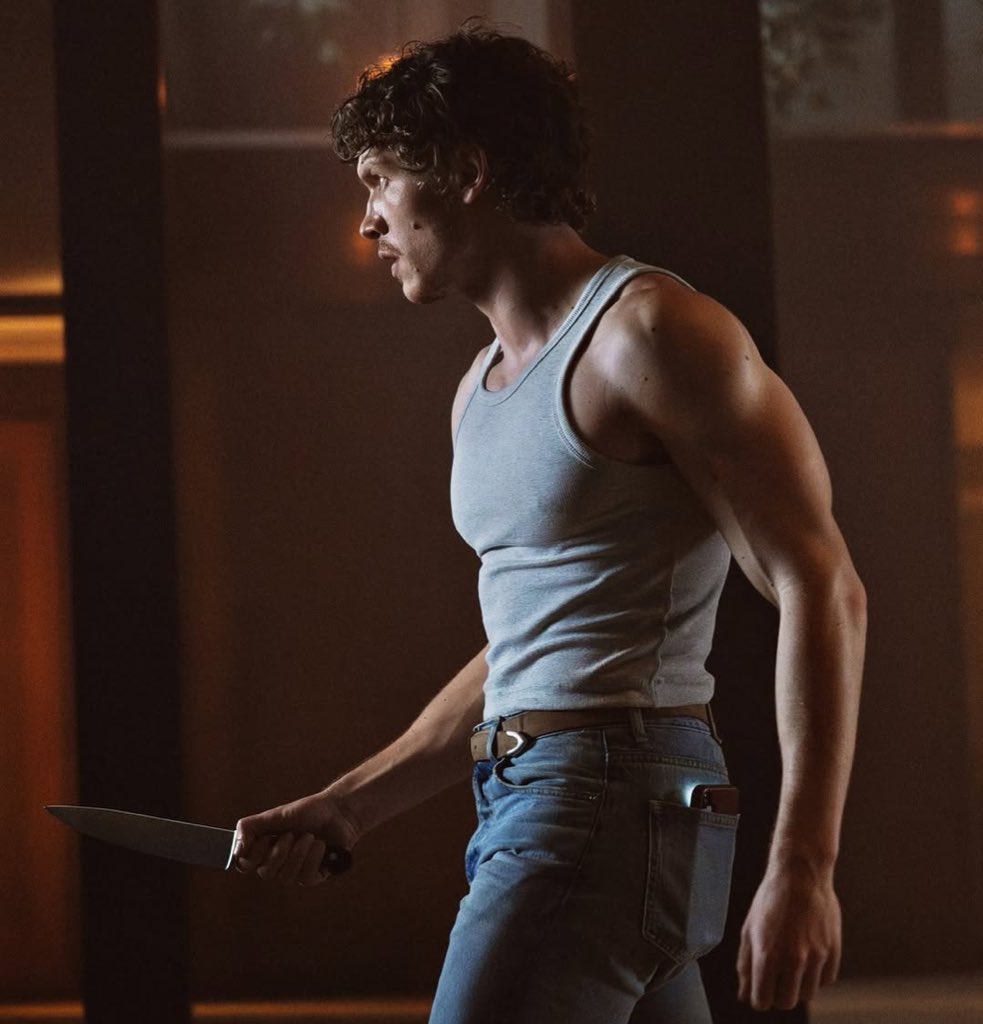 𝐜𝐚𝐦𝐢 𝜗𝜚˚⋆ tweet media