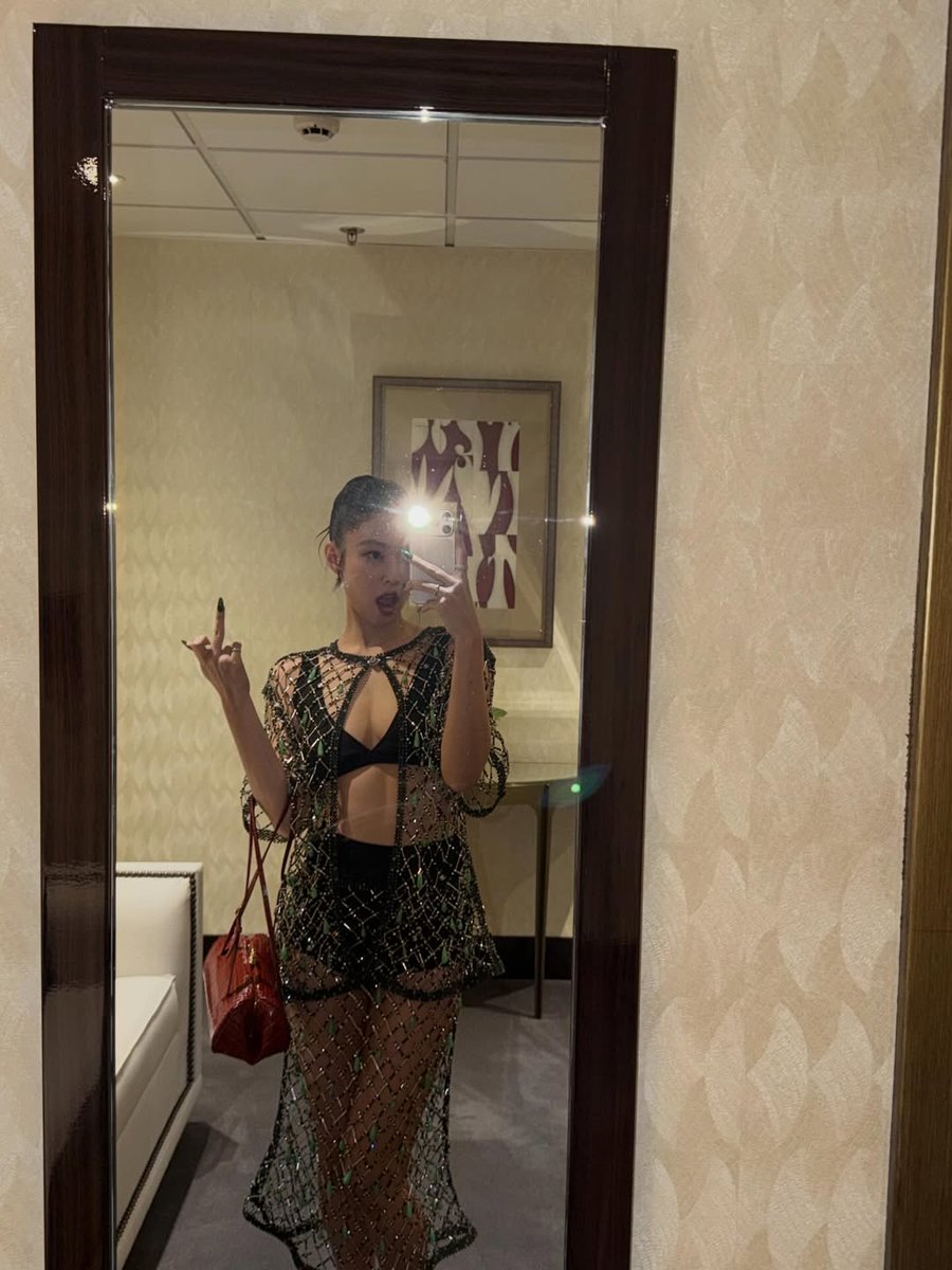 𝗝𝗲𝗻𝗻𝗶𝗲 tweet media