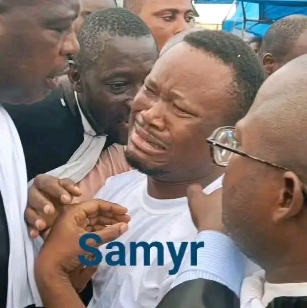 ATshibangu3's tweet photo. RDC et ses réalités 😭 https://t.co/cYck4snJE6
