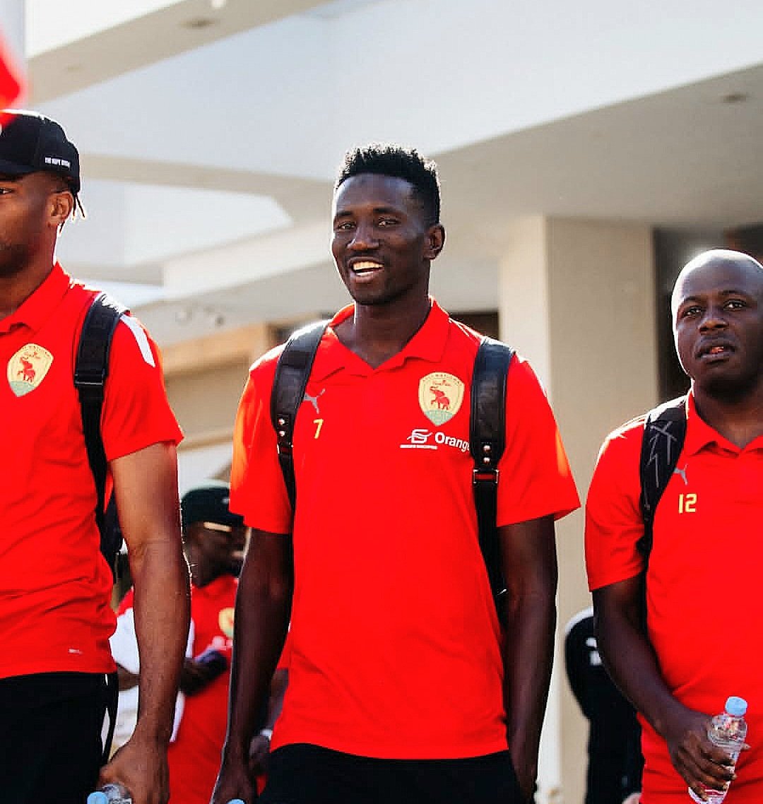 Guineefoot tweet media