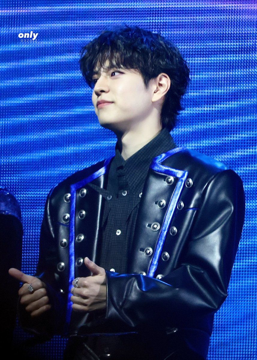 𝙤𝙣𝙡𝙮 tweet media