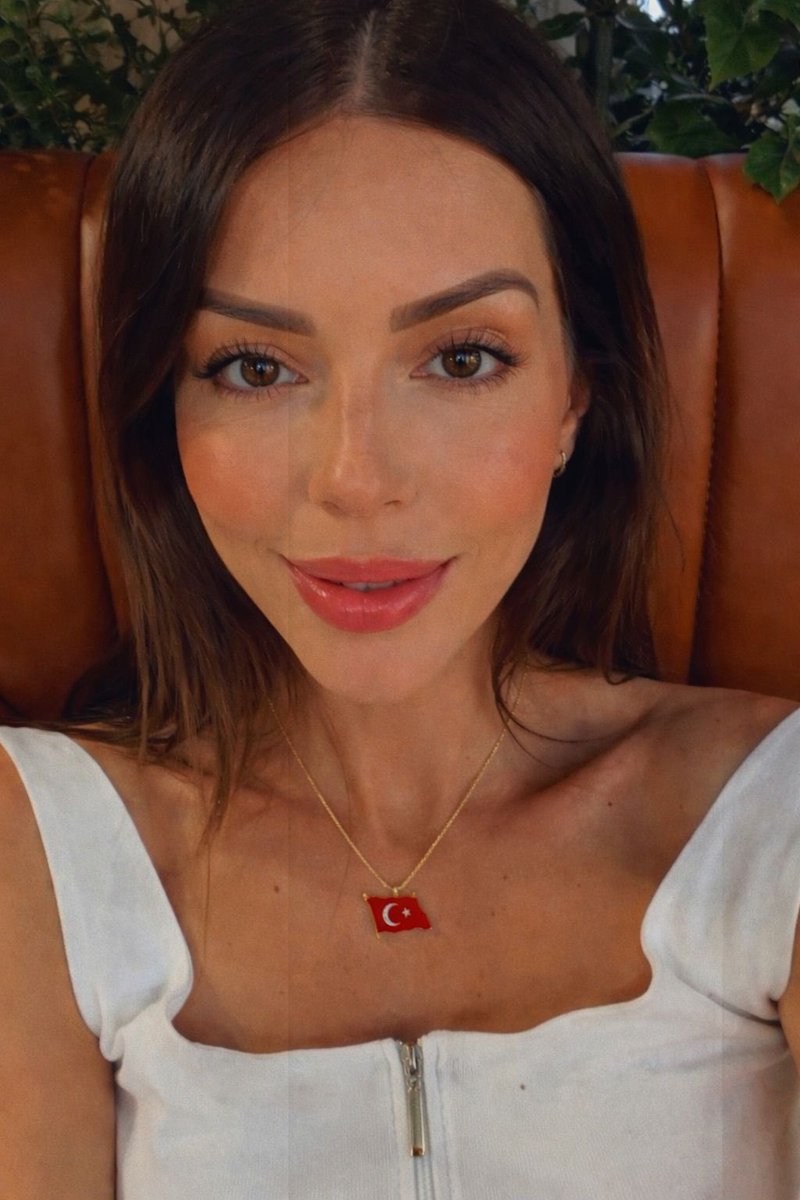 ipeksilverrr's tweet photo. 🇹🇷♥️🤍👏🏻 https://t.co/bFG05uQupk