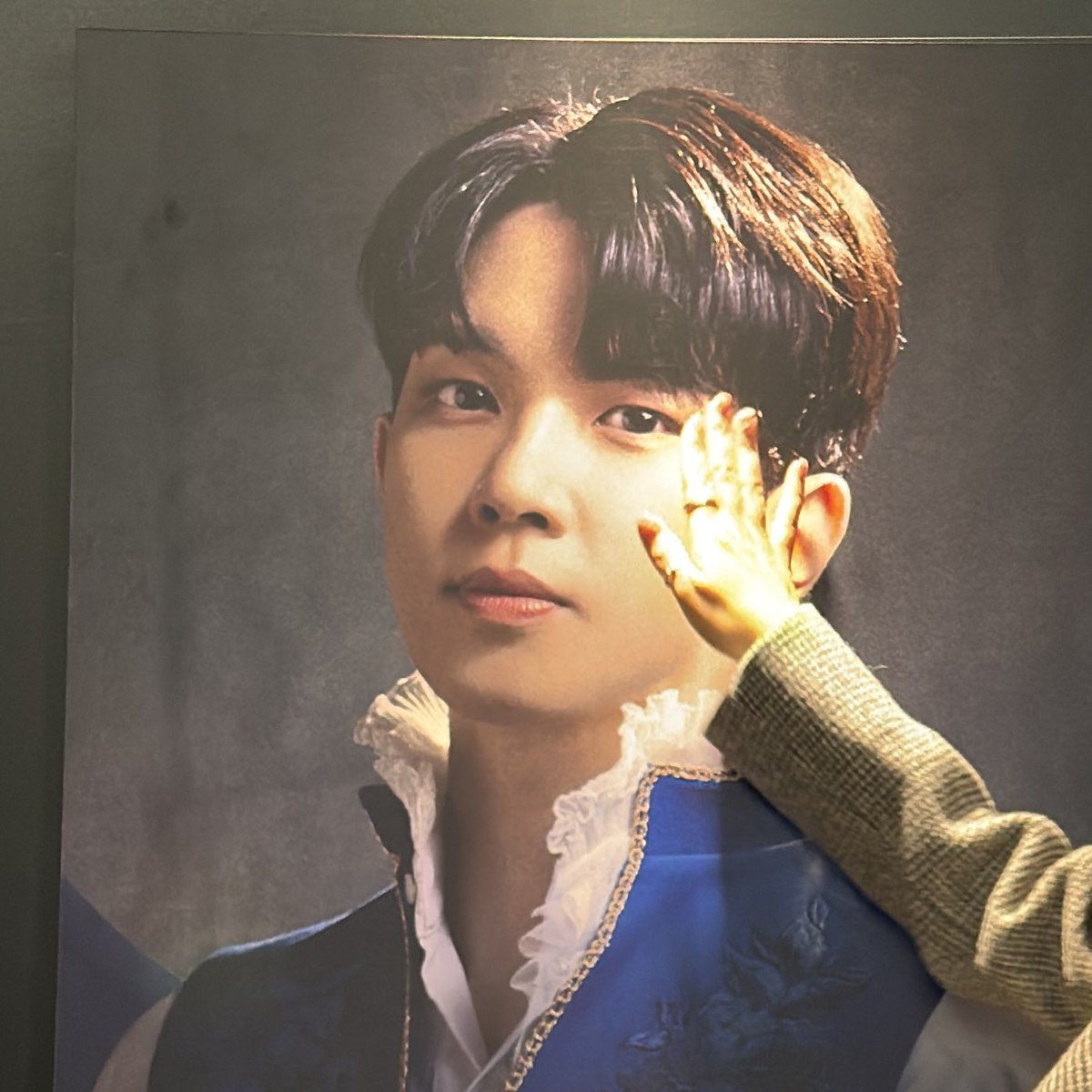 제로ෆ̈ tweet media