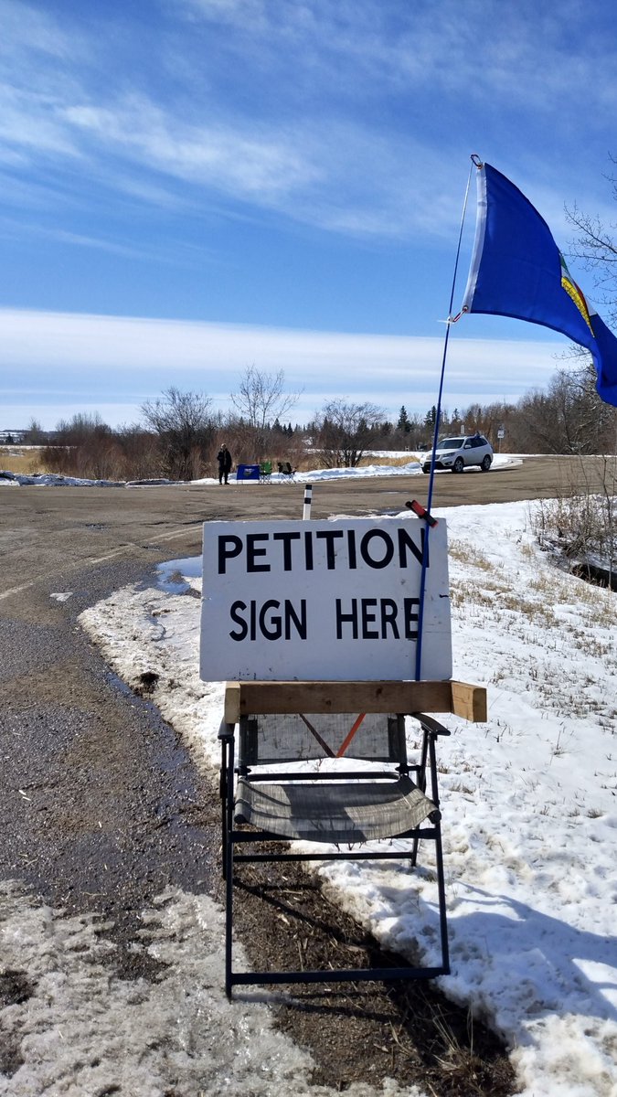 Lori Capper tweet media