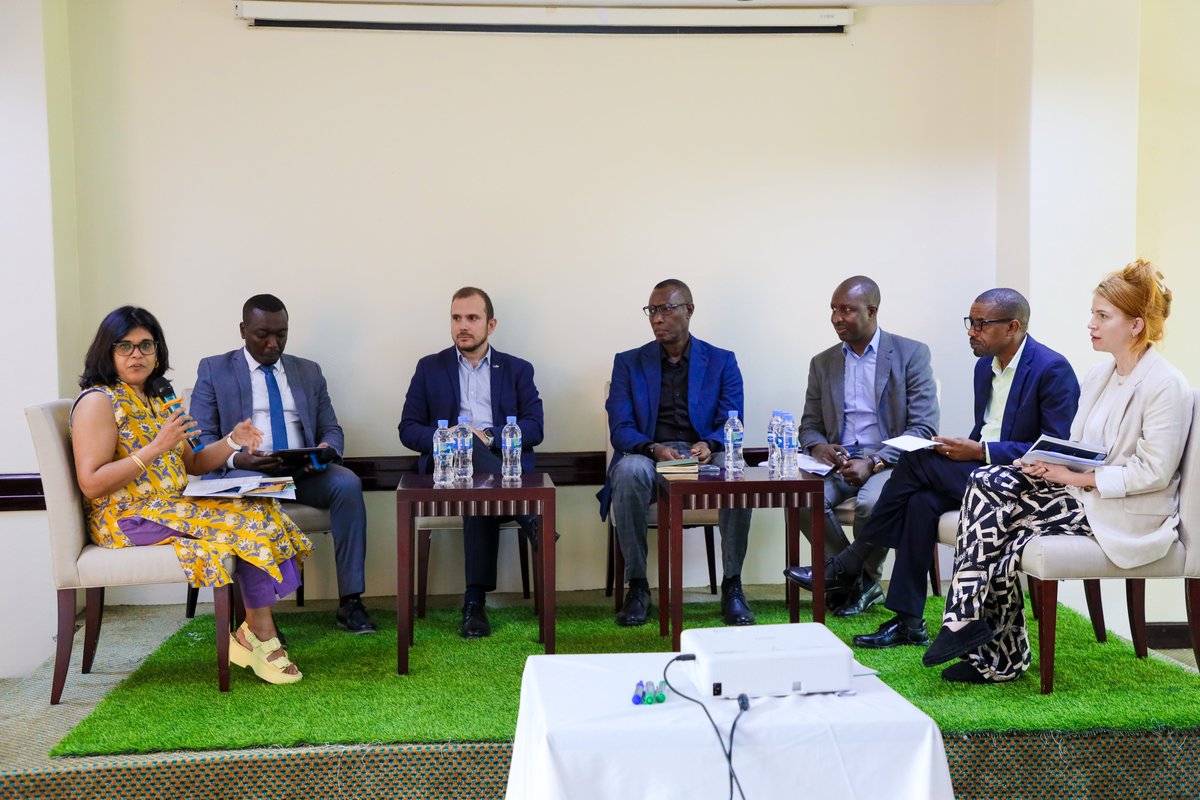 RefugeesRwanda's tweet photo. “Rwanda stands out… not just because of the pledges it has made, but the progress that has been achieved.”

At #GRF Progress Review today, we joined @RwandaEmergency &amp; partners to assess advances from education, documentation to livelihoods &amp; energy solutions for refugees. https://t.co/4Vz1aZ7H9H