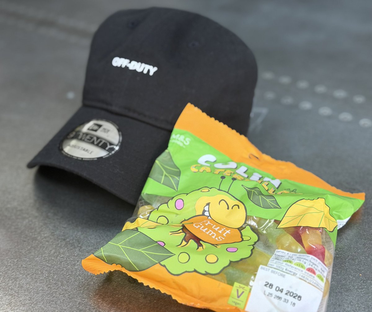 Brick Cop©️ tweet media