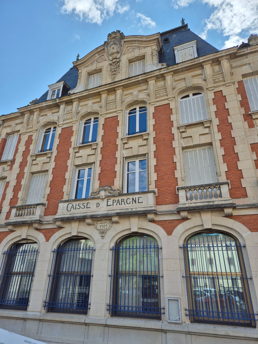 Medhi Asten tweet media