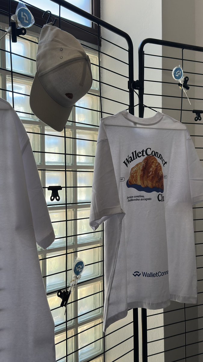 olyadude tweet media