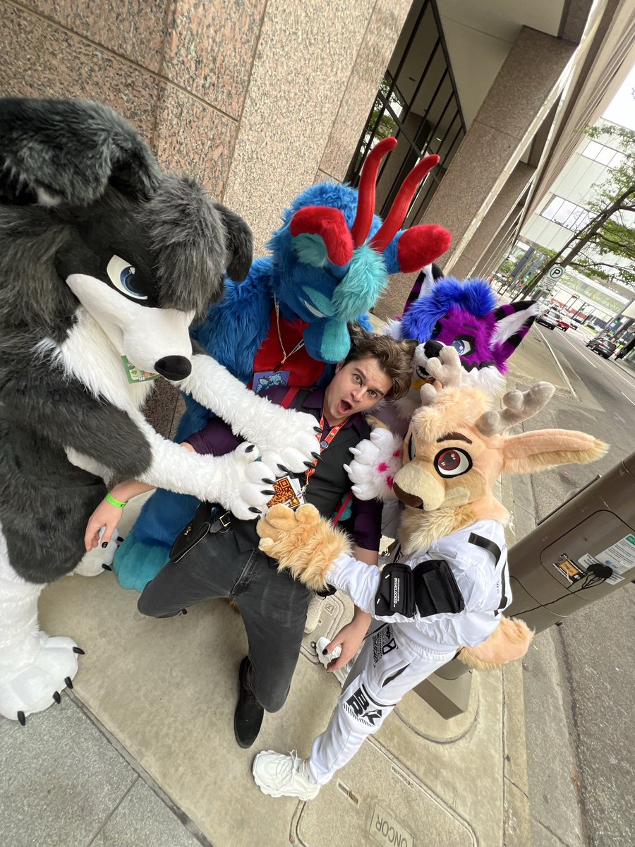 fievol_Official's tweet photo. I’ve been quiet for a bit guys but I’m back! Just having to work on life stuff. But I got a break this last weekend to go to #TFF2026! Ran into some new &amp; old friends! So much fun!

It’s good seeing this funny dog @Sandi_Colli 😄🙌 such a cute guy.🐕 https://t.co/A6HFVh6i9p