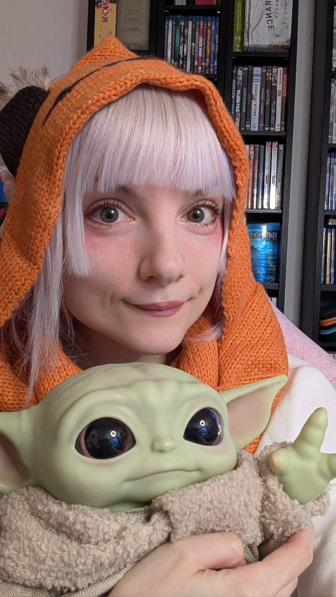Stream Time! Guess what game we are playing?
I never played Star Wars Jedi Fallen Order, so that's what we do today.

Now live @ twitch.tv/misasoupen

#twitch #streamer #starwars #streamergirl #gaming