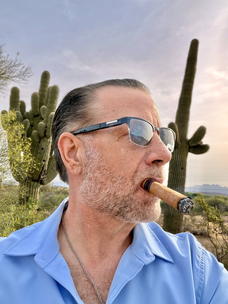 Cigarlo Gambino tweet media