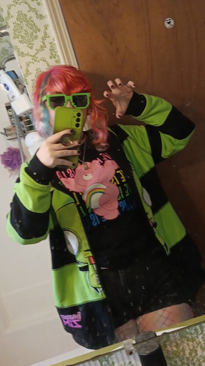 !! Riot !! 🧟‍♂️ tweet media