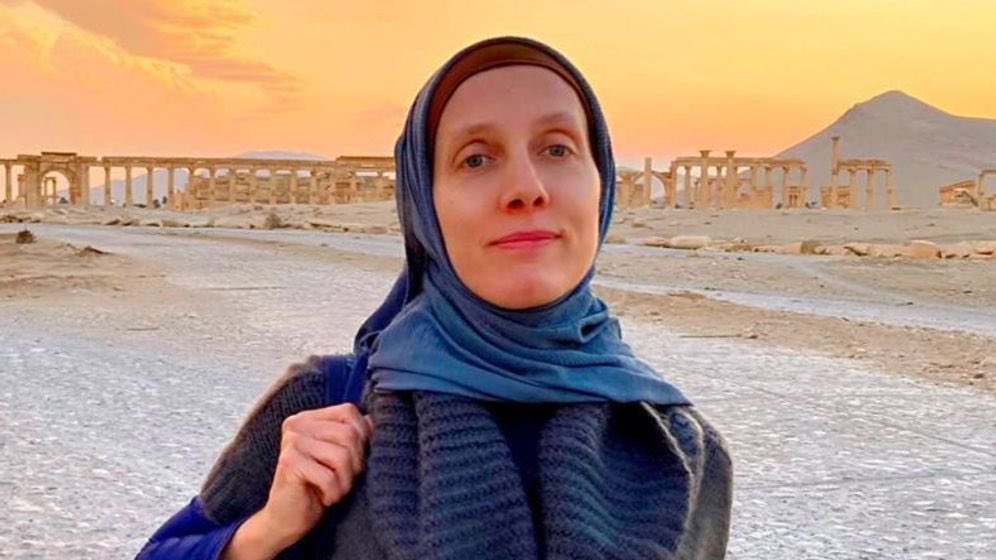 AksanSertac's tweet image. #Irak

ABD’li Gazeteci Shelly Kittleson, Irak’ın başkenti Bağdat'ta kaçırıldı.

Irak İçişleri Bakanlığı kaçırılmayı doğruladı. Gazeteciyi kimin kaçırdığına dair henüz net bir bilgi yok.