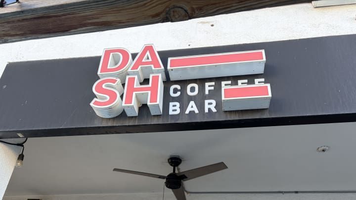 A cozy, colorful Pasadena café with creative drinks, standout snacks, and a must-try seasonal Biscoff latte. Dash Coffee Bar blends great coffee, fun vibes, and unique flavors, perfect for a pick-me-up before or after errands nearby. smartselfstorage.com/self-storage/c…