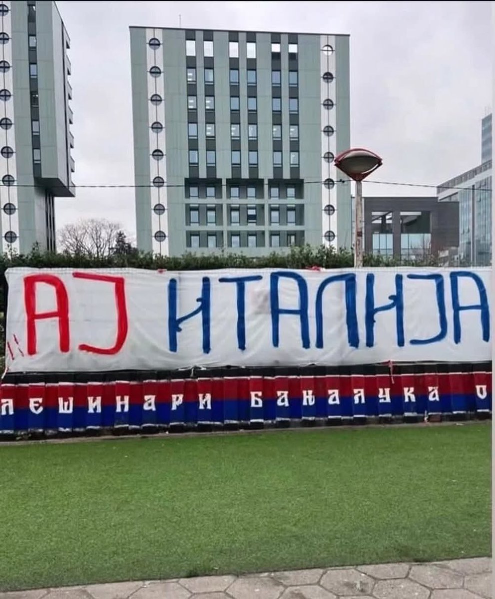 Саша Шарчевић tweet media