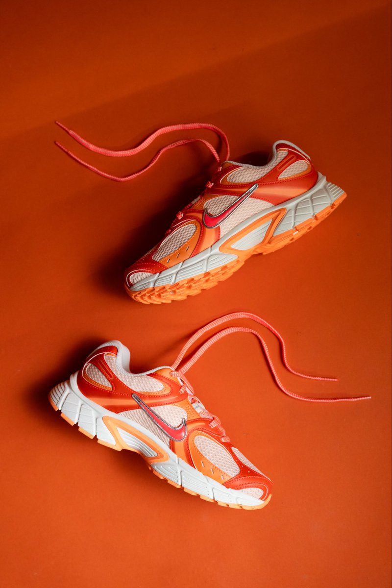 Sole Fly tweet media