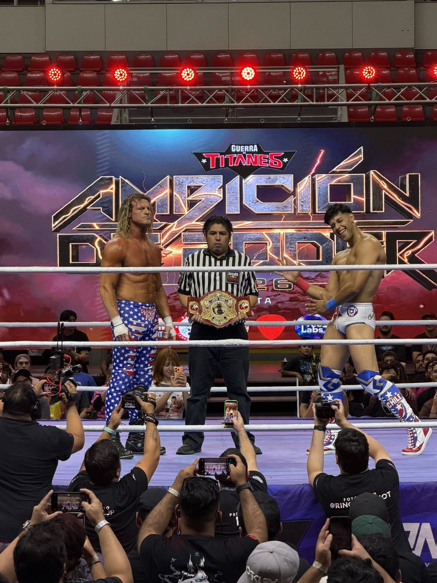Last year I was invited to Ambición de Poder in Santiago, Chile 🇨🇱 

Fantastic experience.

When they told me the dates for 2026, I made everything possible to return this year too.

Professional Wrestling in South America is a thing.

And I’m glad that it’s getting bigger again.